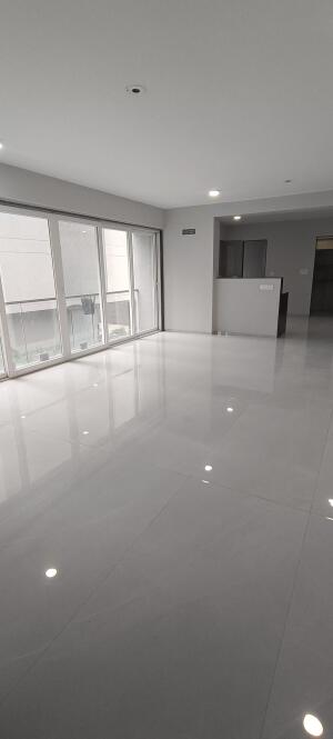 4 BHK Flat for sale in Siddhi Atmosphere Green ・ Vesu - Photo 1