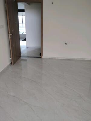 3 BHK Flat for sale in Vaibhav Prince Elegance ・ Jahangirabad - Photo 1
