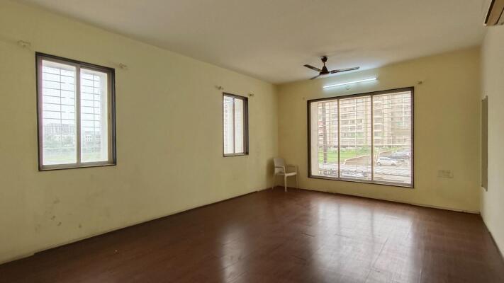 4 BHK Flat for sale in Raghuvir Salasar Palace ・ Vesu - Photo 1