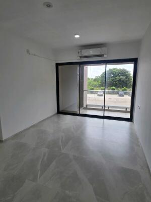 2 BHK Flat for sale in Milinum Park ・ Vesu - Photo 1