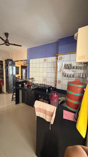 2 BHK Flat for sale in Vastu Shilp ・ Adajan - Photo 1