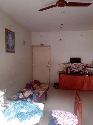 2 BHK Flat for sale in sarname residency, jahangirpura, surat ・ Bhesan - Photo 1