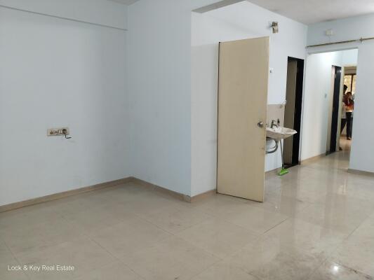 2 BHK Flat for sale in Crystal Avenue ・ Palanpur - Photo 1