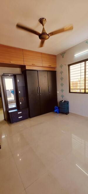2 BHK Flat for sale in Samarth Enclave 3.7 (3) ・ Vesu - Photo 1