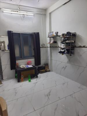 1 BHK Builder Floor for sale in Katargam - Photo 1