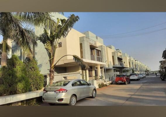 4 BHK Independent House/Villa for sale in Dindoli 10.6 % (3Y) - Photo 1