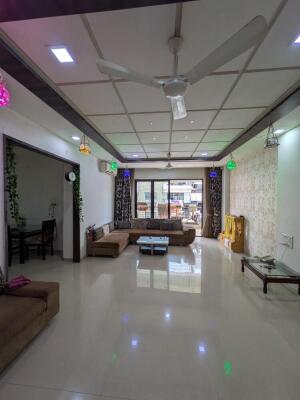 3 BHK Flat for sale in Happy Home Vastu Discovery ・ Althan - Photo 1