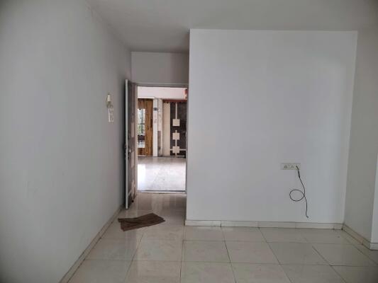 2 BHK Flat for sale in Western City ・ Adajan - Photo 1