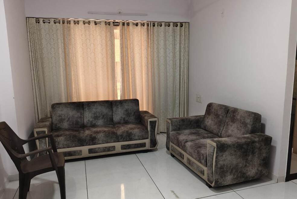 2 BHK Flat for rent in Abhishek Sanctum Celino ・ Palanpur - Photo 1