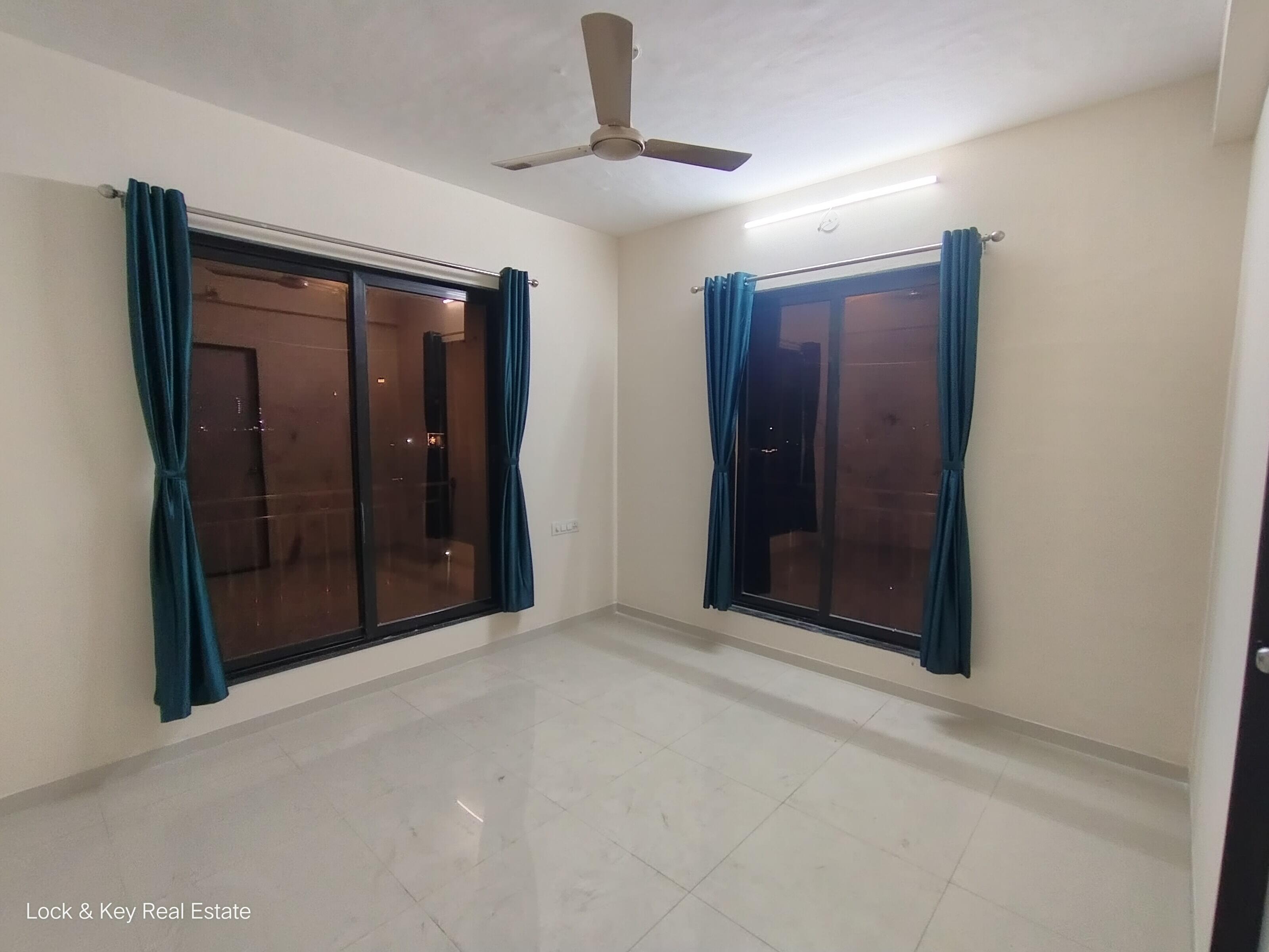 2 BHK Flat for rent in Omkara Shubham Heights ・ Jahangirabad - Photo 1